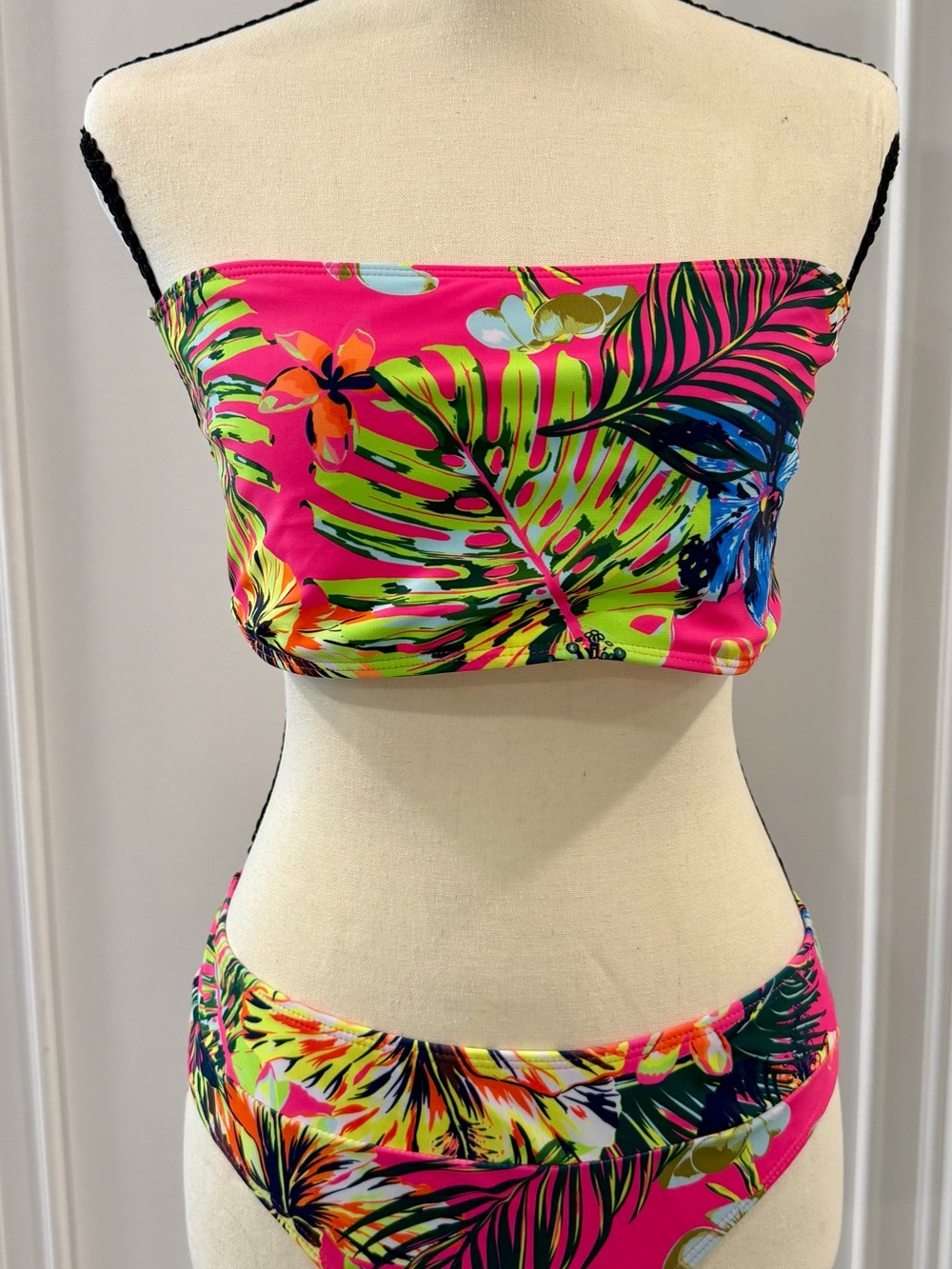 Women’s Tropical Print Bandeau Bikini Set in Hot Pink - Brand Unspecified